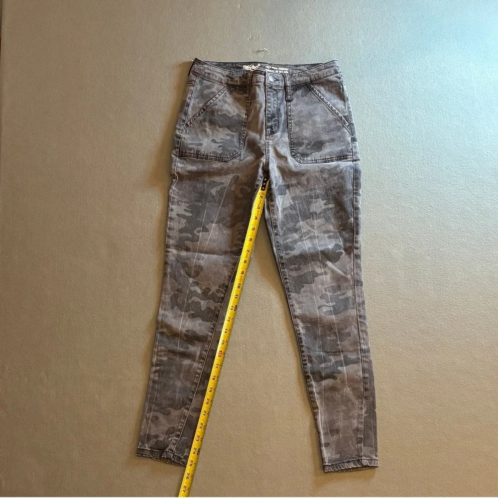 Mossimo High Rise Jegging Urban Camo Gray Black Super Stretch‎ Size 6/28